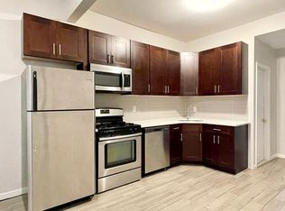 96 Wayne St #2A, Jersey City, NJ 07302