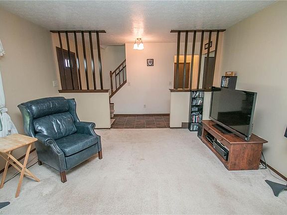 5th image of 5501 Broadmill Dr