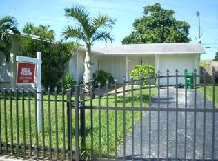 19510 Lenaire Dr, Cutler Bay, FL 33157