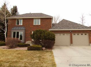 920 Oakhurst Dr, Cheyenne, WY 82009