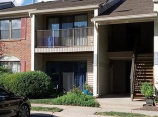 29 Taylor Dr, Franklin Park, NJ 08823