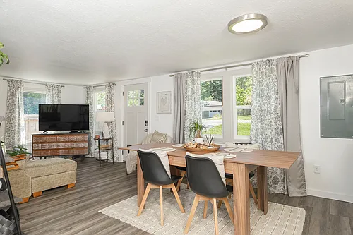 1805 NW Eunice Ave #B Photo 1 1805 NW Eunice Ave #B Photo 1