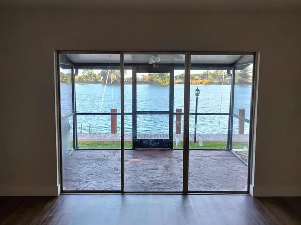 1100 Crystal Lake Drive #115, Deerfield Beach, FL 33064