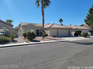3235 Cooper Creek Dr, Henderson, NV 89074
