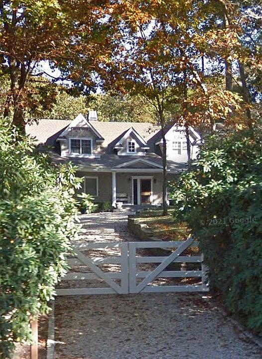 241 Northside Dr, Sag Harbor, NY 11963 Zillow