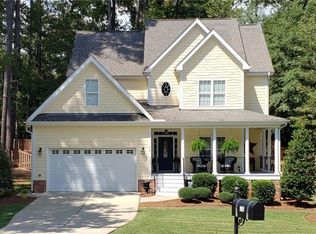 909 Bentcreek Ct, Sanford, NC 27330