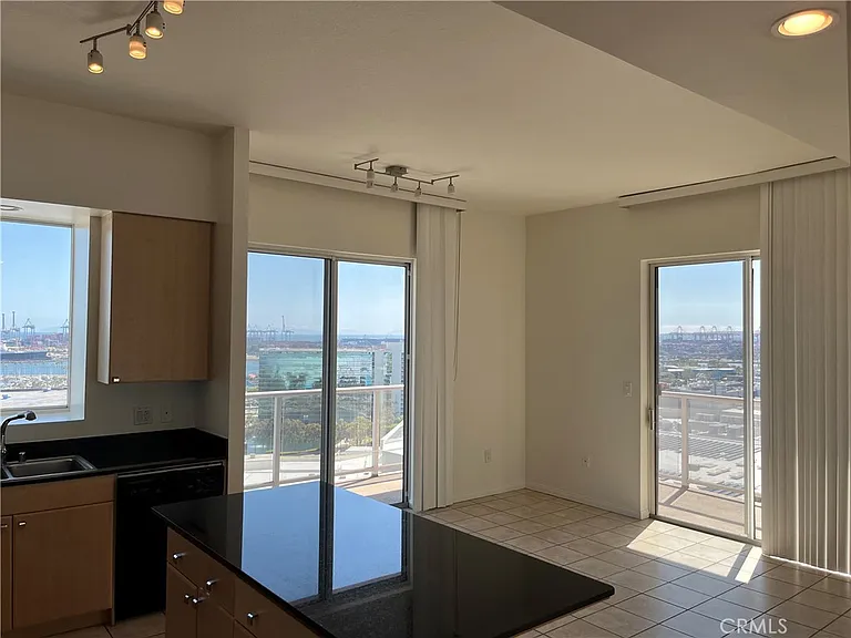 388 E Ocean #1702 — Photo 5