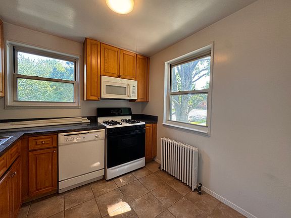 5th image of 226-18 69th Ave #2