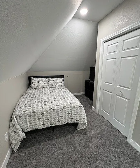320 W 4th St #102 — Photo 10