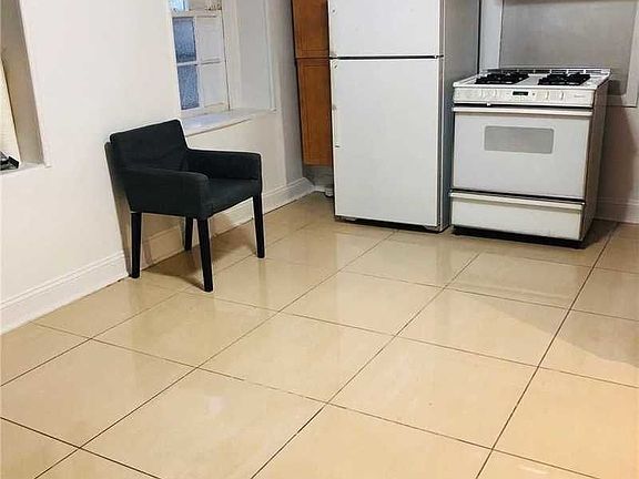 2nd image of 3156 45th St