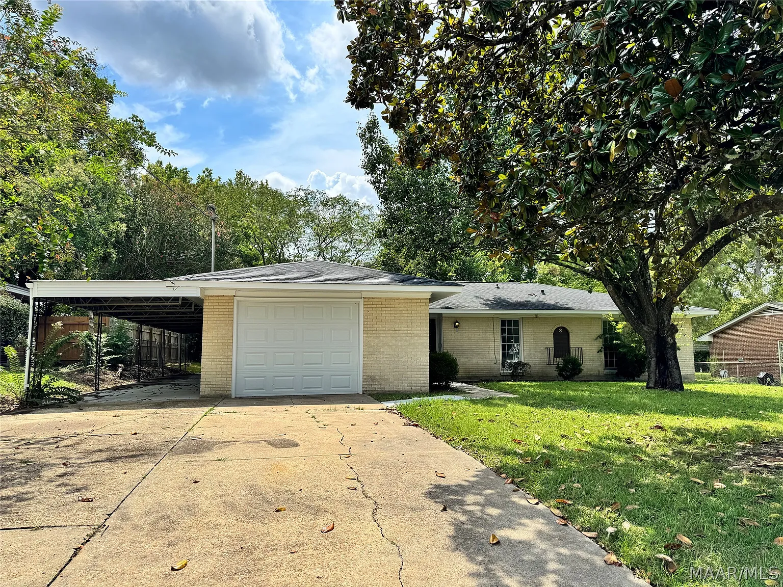 3 bed, 2.0 bath, 1530 sqft, $1,600 — Photo 2