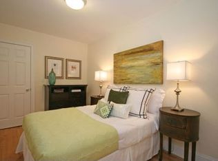 315 W 3rd St #2, South Boston, MA 02127