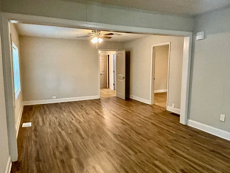 1791 Harbins Rd — Photo 2