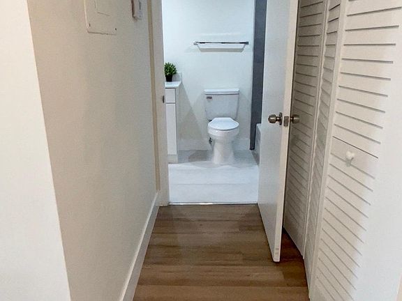 5th image of 1455 NE 123rd St #A214