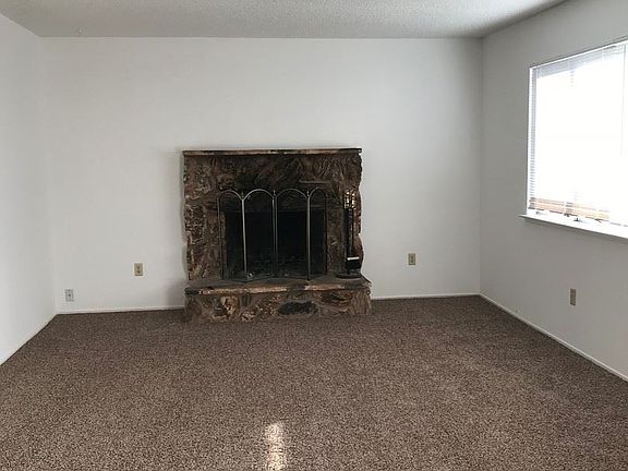 5th image of 8331 Pacific Grove Ct