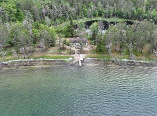 7584 Melvindale Camp Rd, Johannesburg, MI 49751