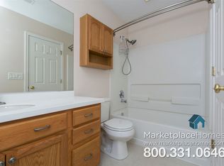 2114 Gallant Fox Cir, Montgomery, IL 60538