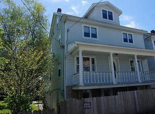 1046 W Willow St, Coal Township, PA