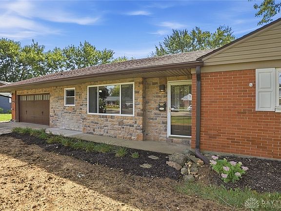 3rd image of 3524 Ascot Ct