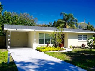 2611 Grand Cayman St, Sarasota, FL 34231