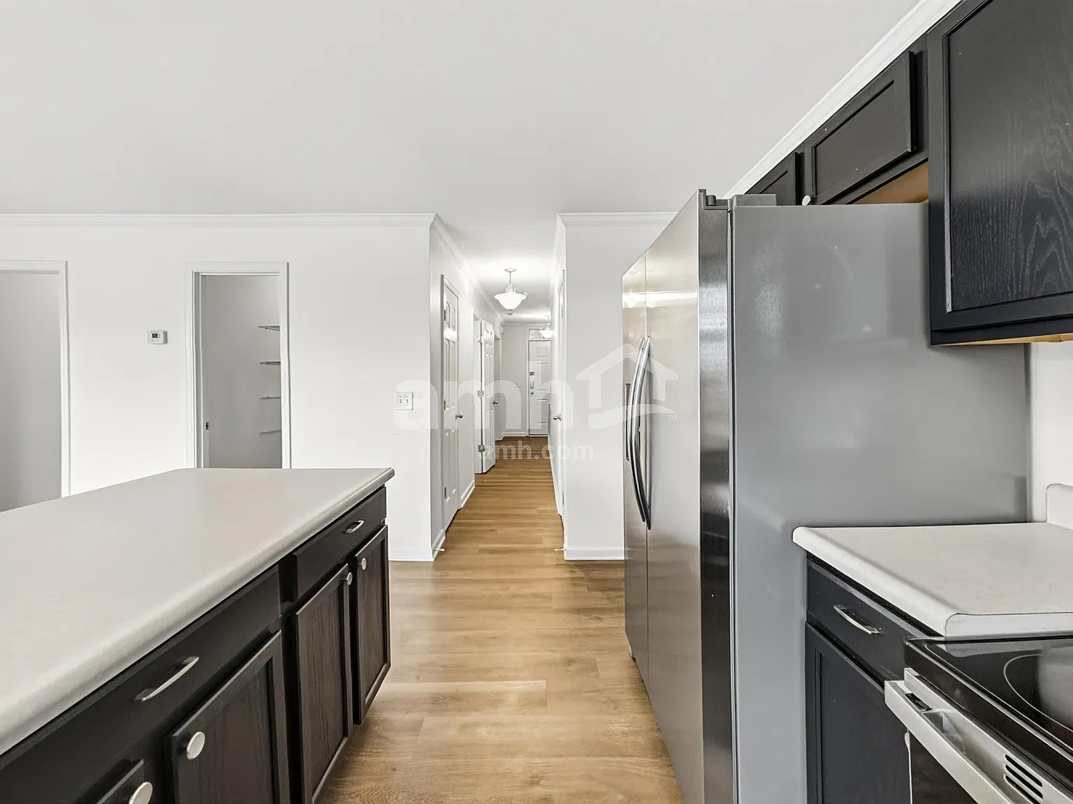 4 bed, 2.5 bath, 3004 sqft, $2,790 — Photo 3