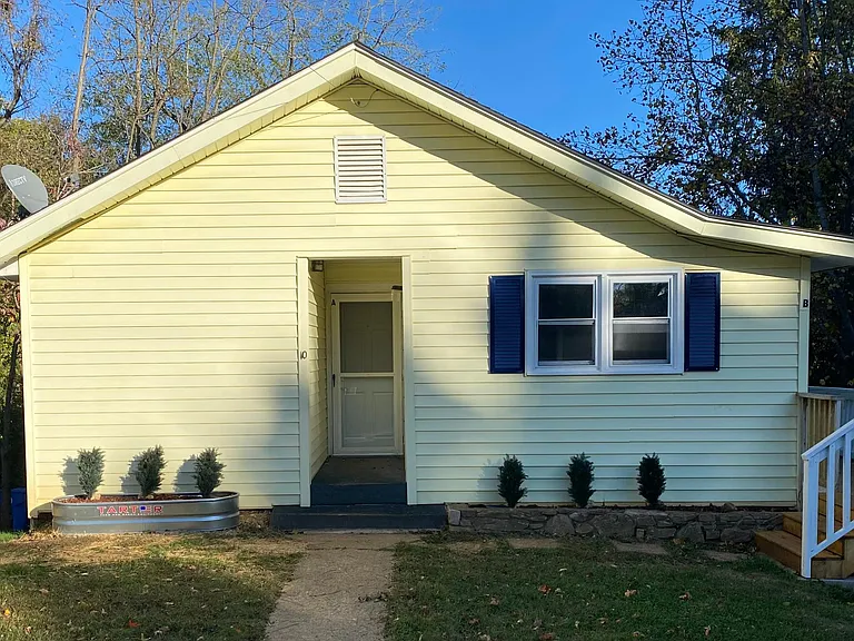 10 Unaka Ave #C — Photo 1