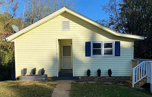 10 Unaka Ave #C Photo 1