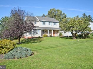 1834 White Oak Rd, Strasburg, PA 17579