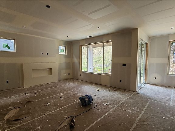 4th image of 10920 43rd Avenue SE #82