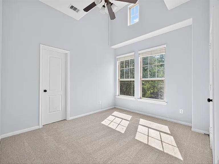 137 Cheswood Manor Dr — Photo 19