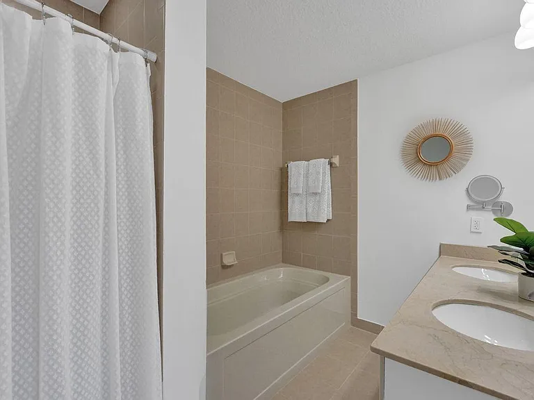 511 Lucerne Ave #613 — Photo 25