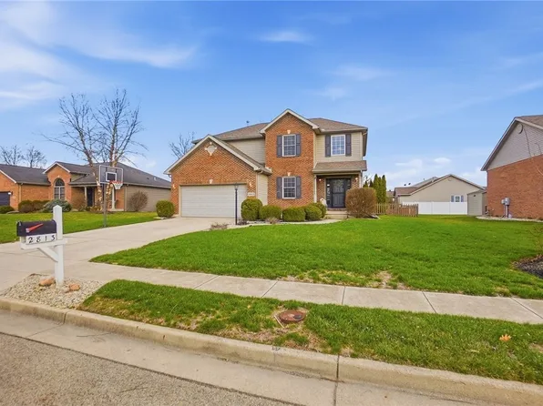 2813 Amberwood Dr, Troy, OH 45373