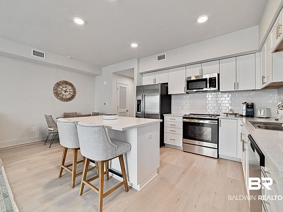 5th image of 903 W Beach Blvd #213