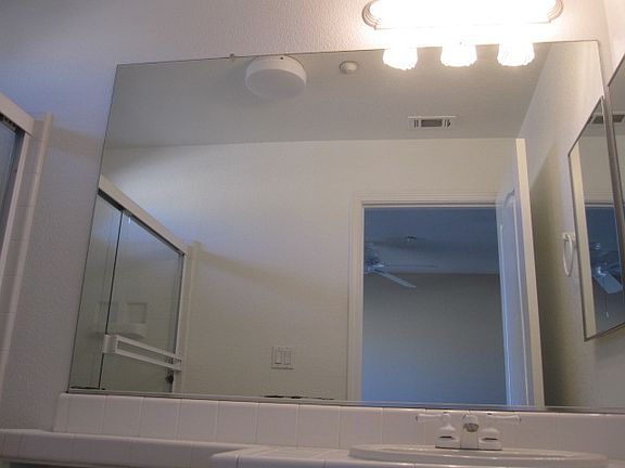 5th image of 1042 Westbury Ct