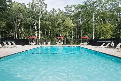 5 Midway Dr Photo 1