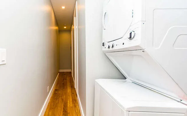 Rented by Bohemia Realty Group | media 7