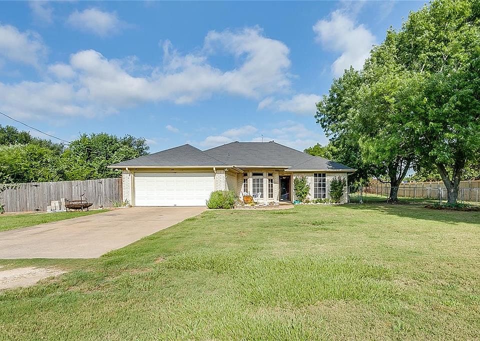 1st image of 3605 Herb Dr