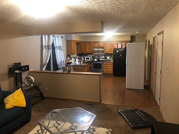 3rd image of 3286 Saint Bernard Cir