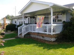 7412 Lilly Sq, Dayton, VA 22821