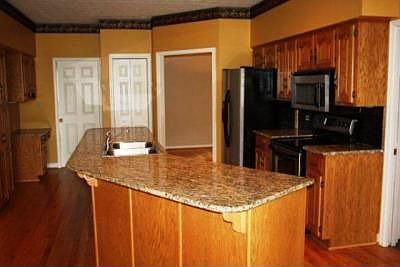 3rd image of 1512 Cumberland Dr