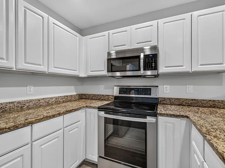 7212 Indigo Palms Way — Photo 6