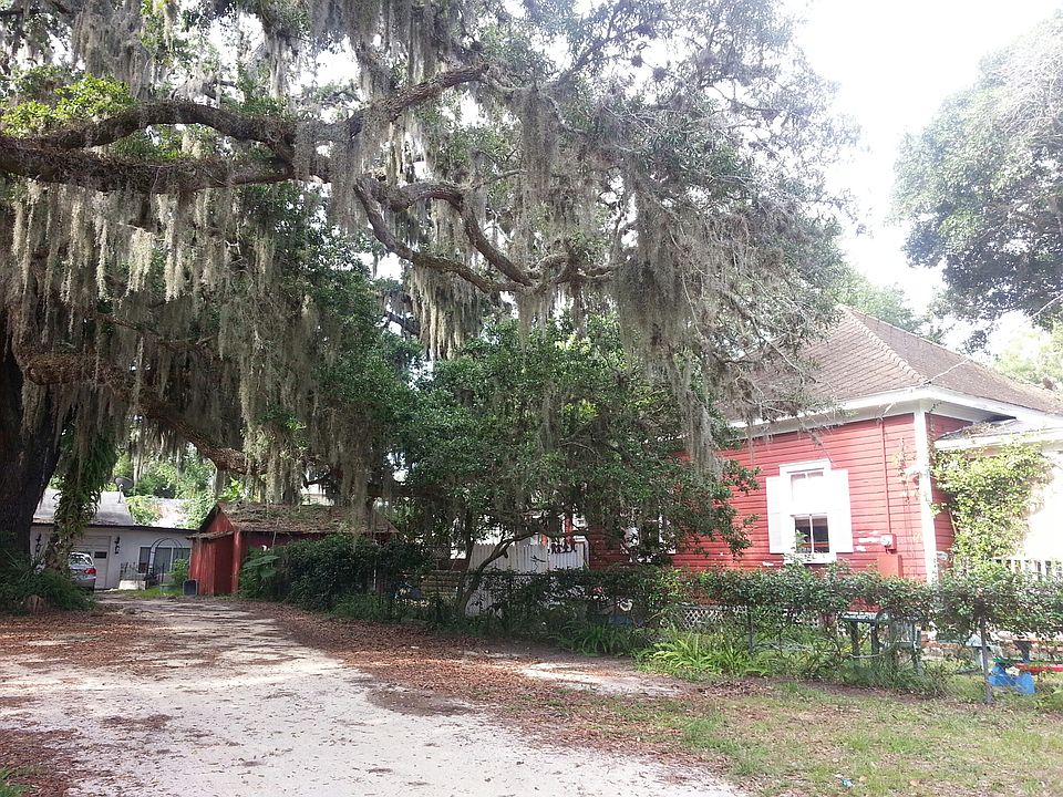 2nd image of 17 Sanchez Ave