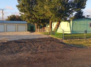 308 Front St, Hanna, WY 82327