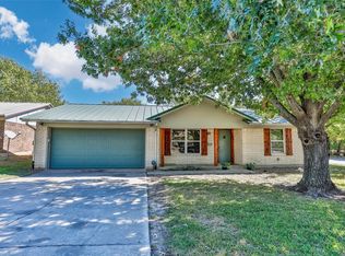 1800 Arkansas St, Gainesville, TX 76240