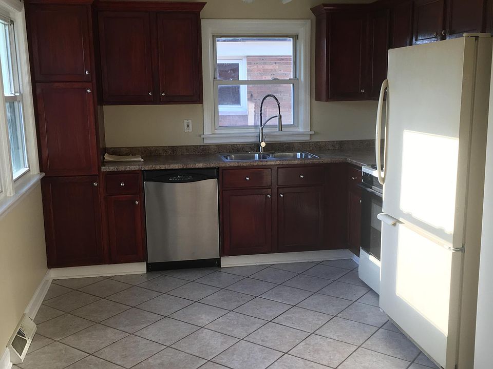 1st image of 11551 S Kedzie Ave