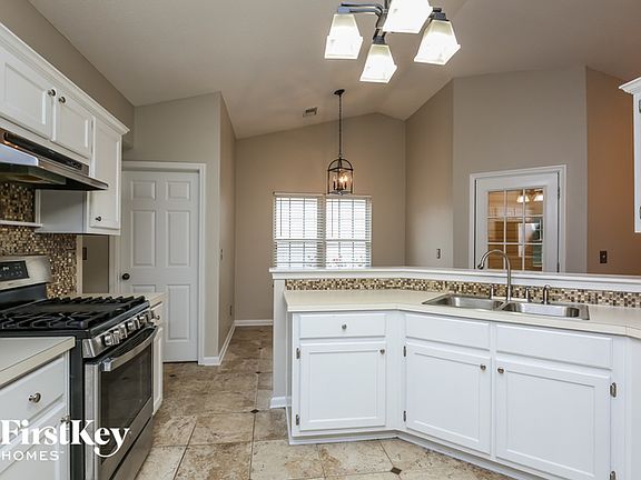 5th image of 2450 Fort Daniels Dr
