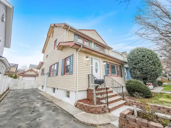 233 Maplewood Ave, Bogota, NJ 07603