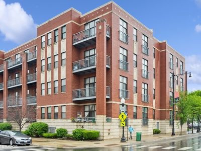 4011 N Francisco Ave UNIT 301, Chicago, IL, 60618