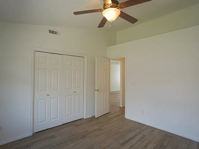 1594 W 1170 N — Photo 5