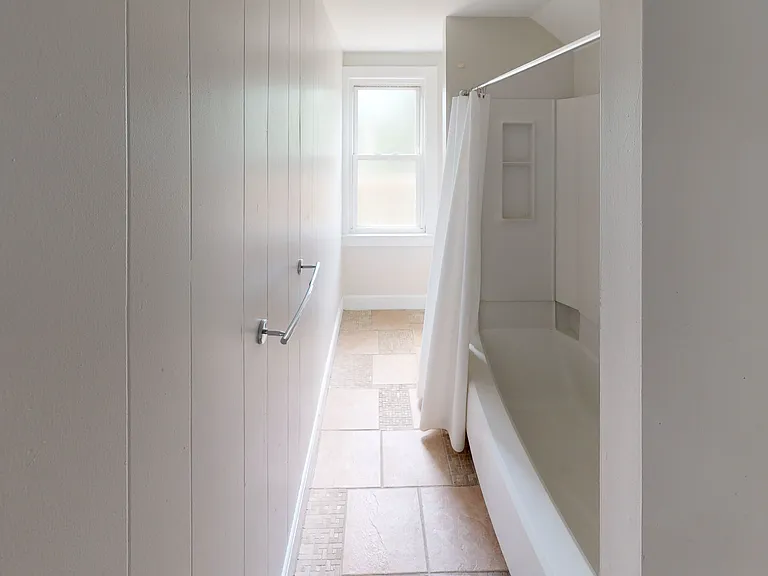 254 Orchard St #3 — Photo 6